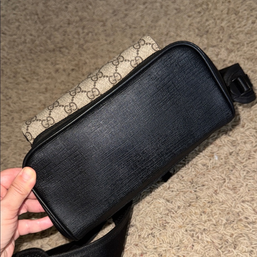 Gucci Beige and Black GG Canvas Backpack - Picture 5 of 7